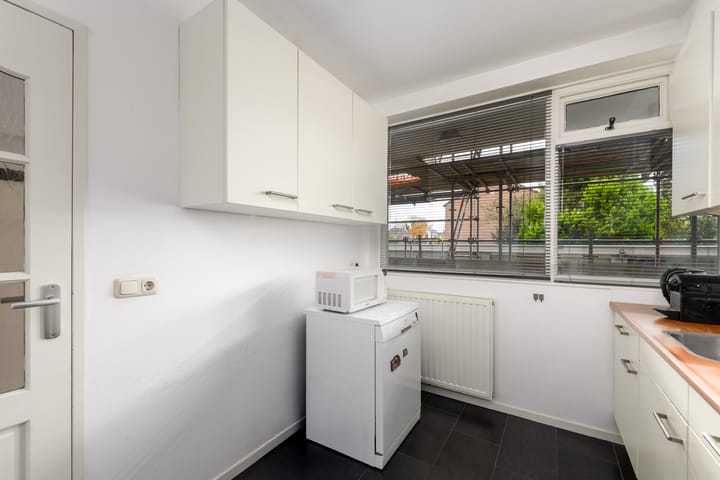 Photo 12 of Coehoorn van Scheltingaweg 26