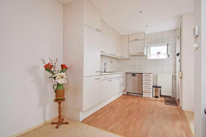 Foto 10 van Emmastraat 103