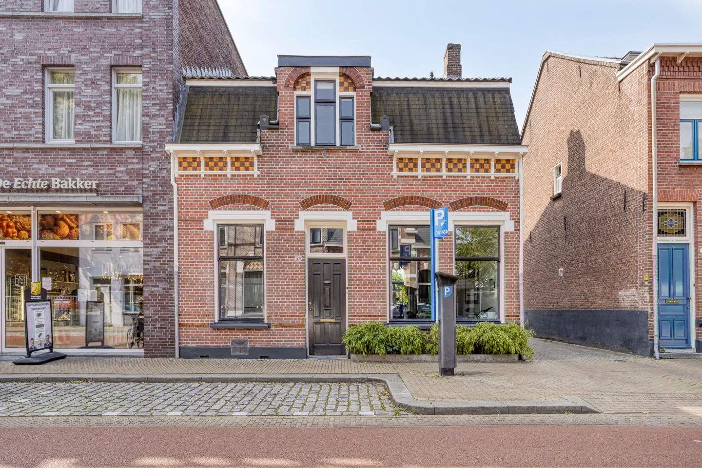 Photo 1 of Sint Josephstraat 72