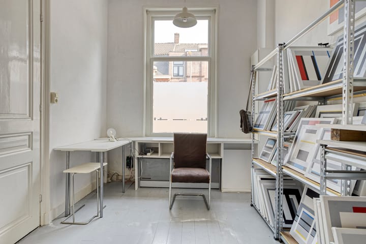 Photo 10 of Sint Josephstraat 72