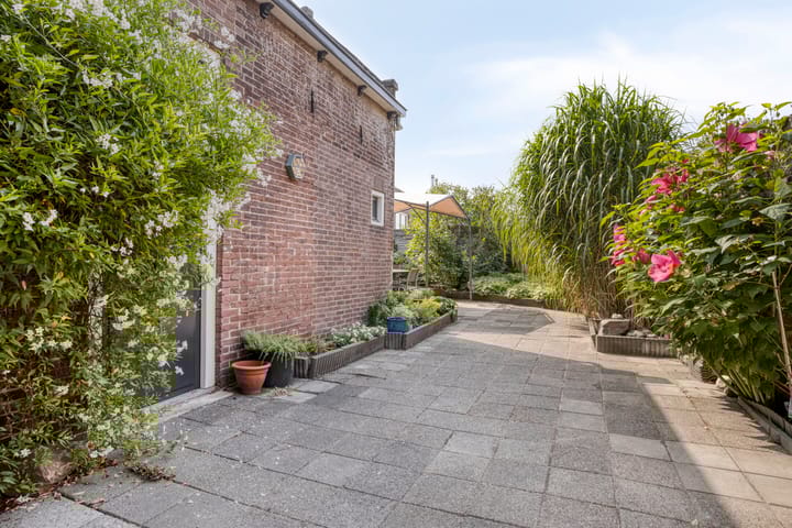 Photo 36 of Sint Josephstraat 72