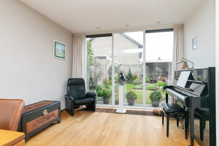 Photo 29 of Debussylaan 19