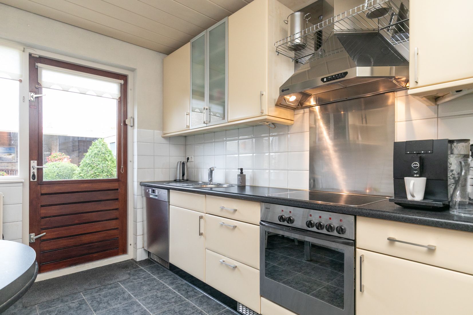 Photo 36 of Debussylaan 19