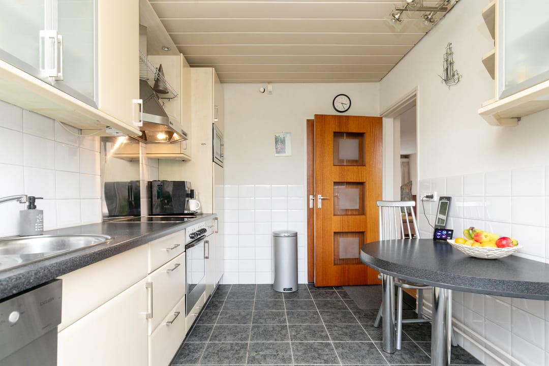 Photo 37 of Debussylaan 19