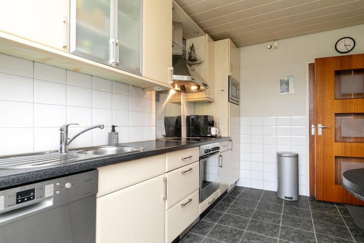 Photo 38 of Debussylaan 19