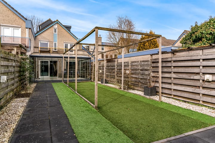 Photo 3 of Bertha von Suttnerlaan 1