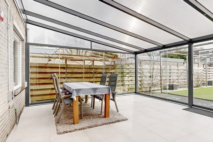 Photo 11 of Bertha von Suttnerlaan 1