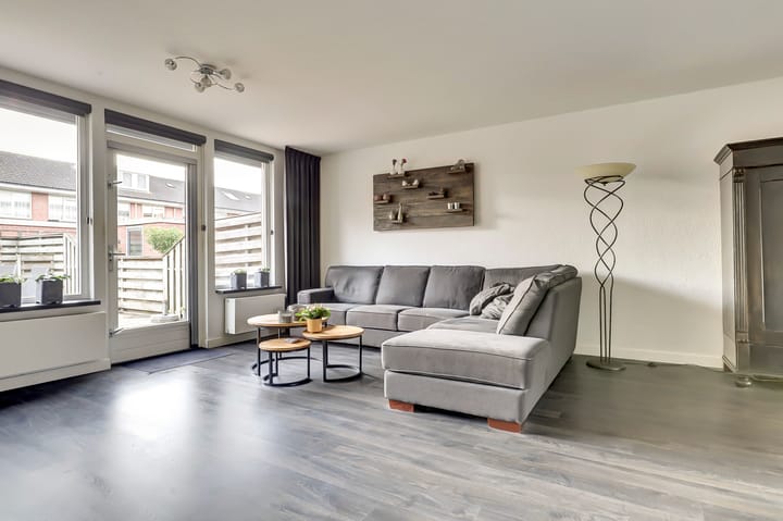 Photo 4 of Willem Klooshove 23