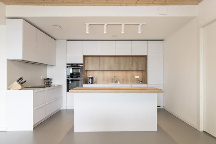 Photo 5 of Korte Ouderkerkerdijk 1-R2