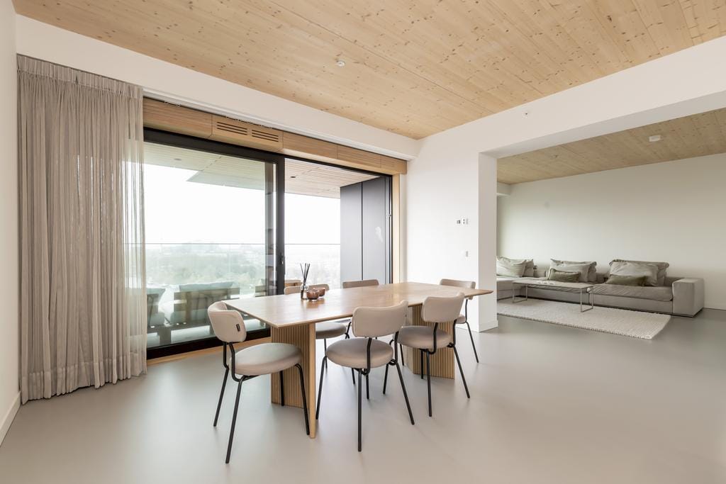 Photo 12 of Korte Ouderkerkerdijk 1-R2