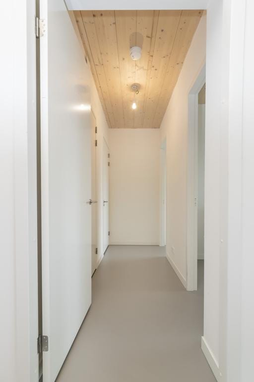 Photo 16 of Korte Ouderkerkerdijk 1-R2