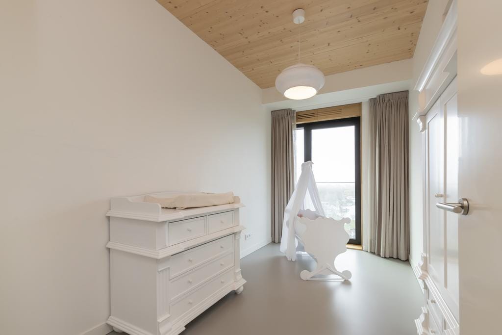 Photo 17 of Korte Ouderkerkerdijk 1-R2