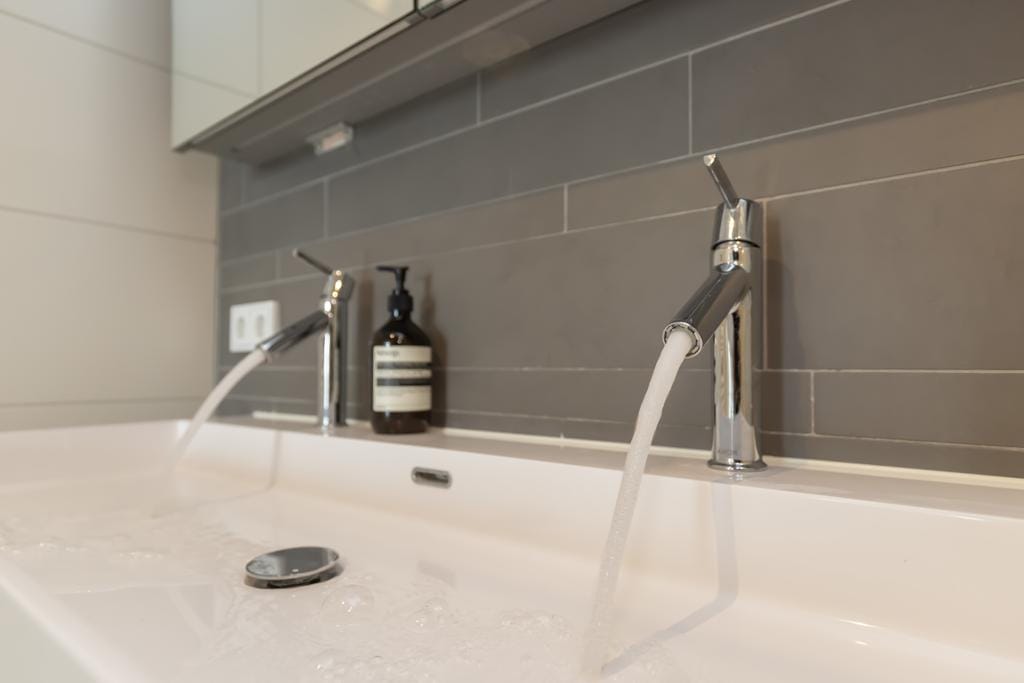 Photo 28 of Korte Ouderkerkerdijk 1-R2