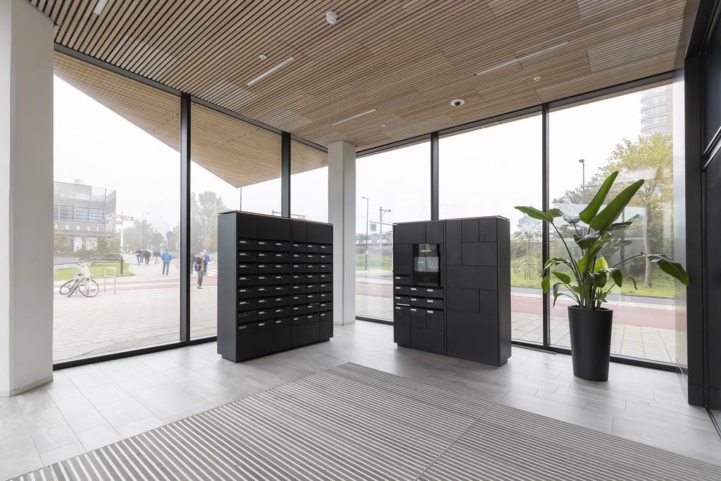 Photo 34 of Korte Ouderkerkerdijk 1-R2