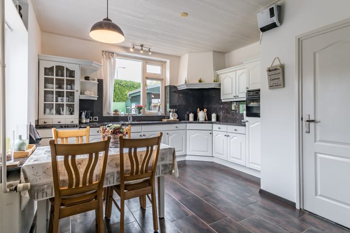 Foto 11 van Karstraat 19