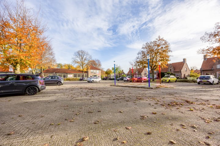 Photo 38 of Bikkelkampplein 7