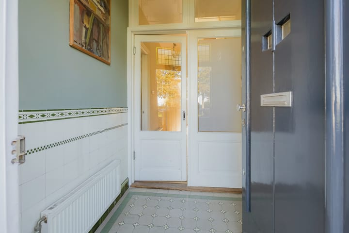 Foto 8 van Julianakade 86