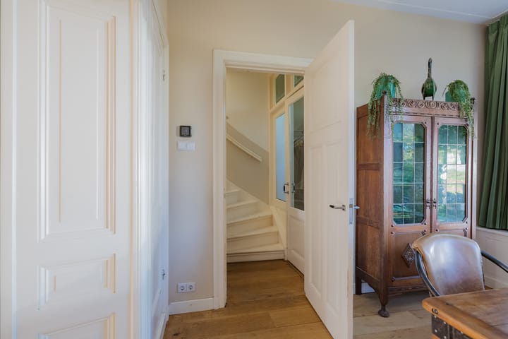 Foto 16 van Julianakade 86