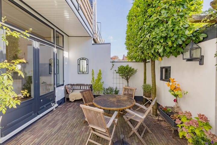 Foto 31 van Julianakade 86