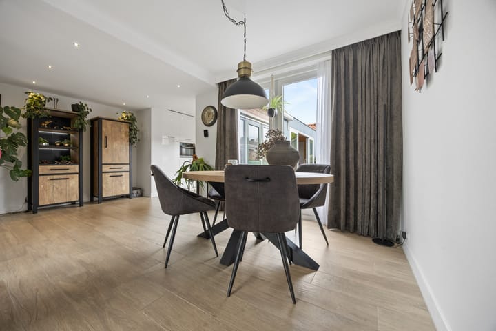 Foto 15 van Churchillstraat 2