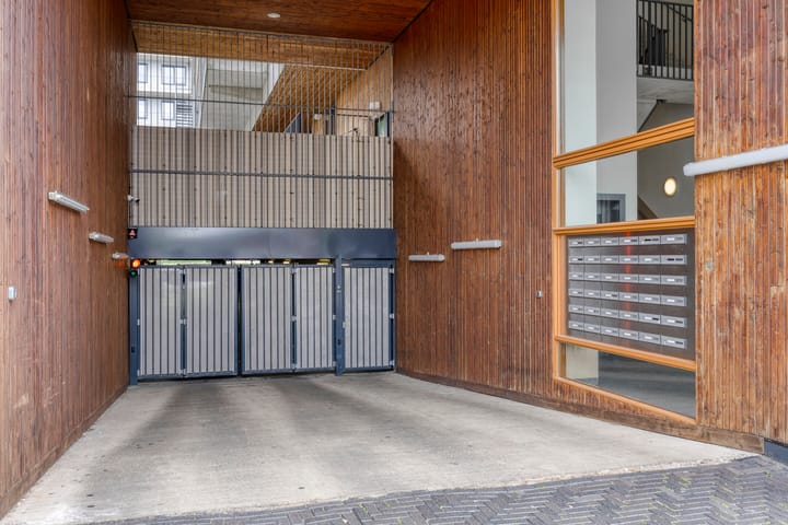 Photo 26 of Wolbrantskerkweg 141