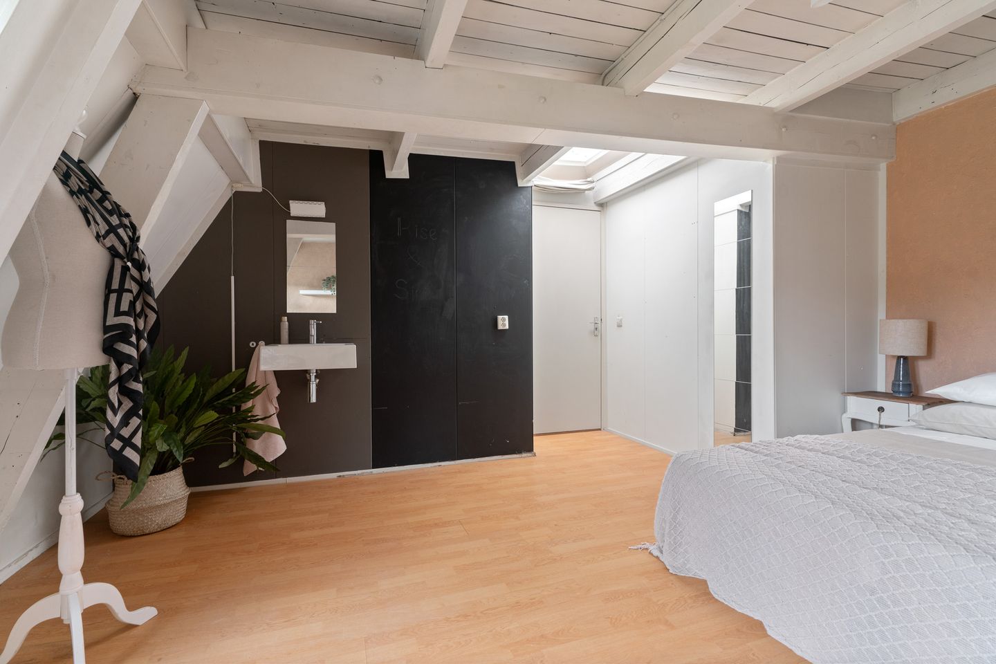 Foto 34 van Roukensstraat 12