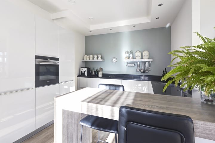 Photo 3 of Koninginneweg 31-A