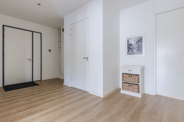 Photo 8 of Koninginneweg 31-A