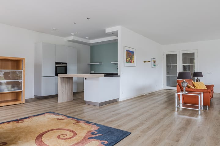 Photo 15 of Koninginneweg 31-A