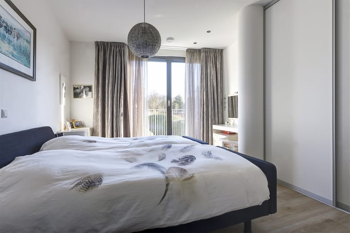 Photo 23 of Koninginneweg 31-A