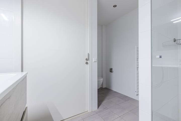 Photo 25 of Koninginneweg 31-A