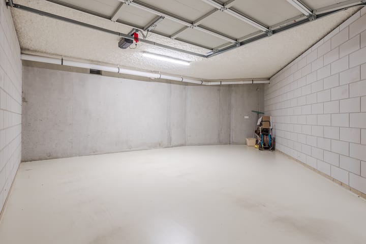 Photo 44 of Koninginneweg 31-A