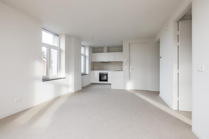 Photo 2 of Rijksweg 11-B