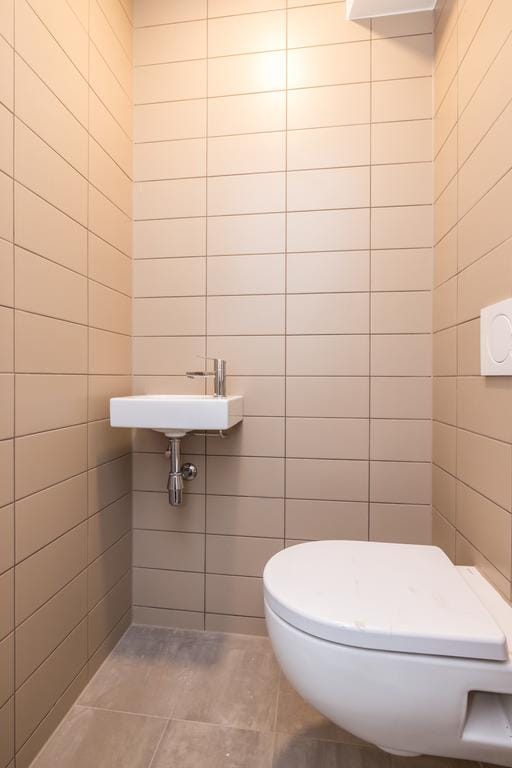 Photo 10 of Rijksweg 11-B