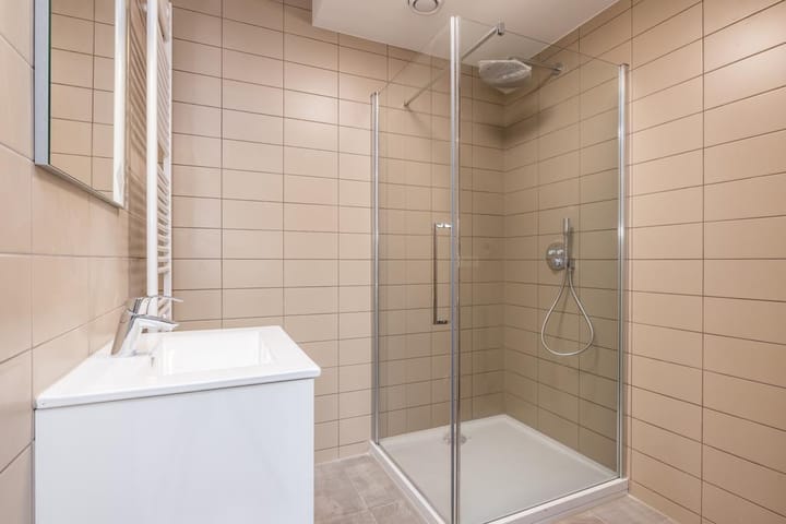 Photo 11 of Rijksweg 11-B