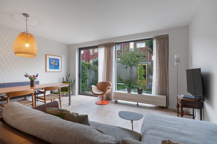 Foto 2 van John Lennonstraat 20