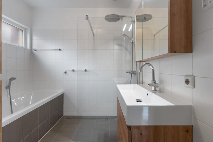 Foto 4 van John Lennonstraat 20