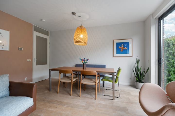 Foto 10 van John Lennonstraat 20