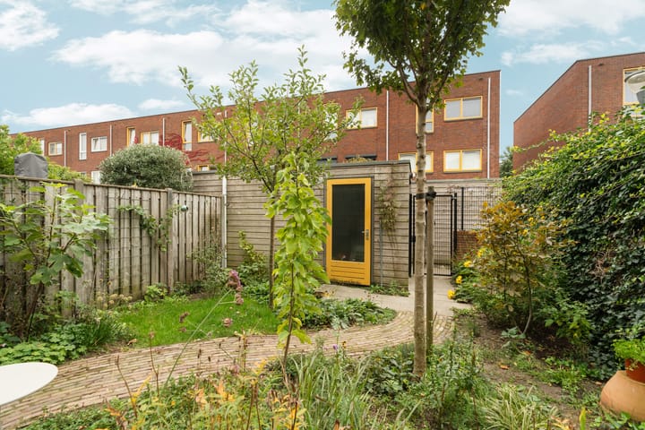 Foto 44 van John Lennonstraat 20