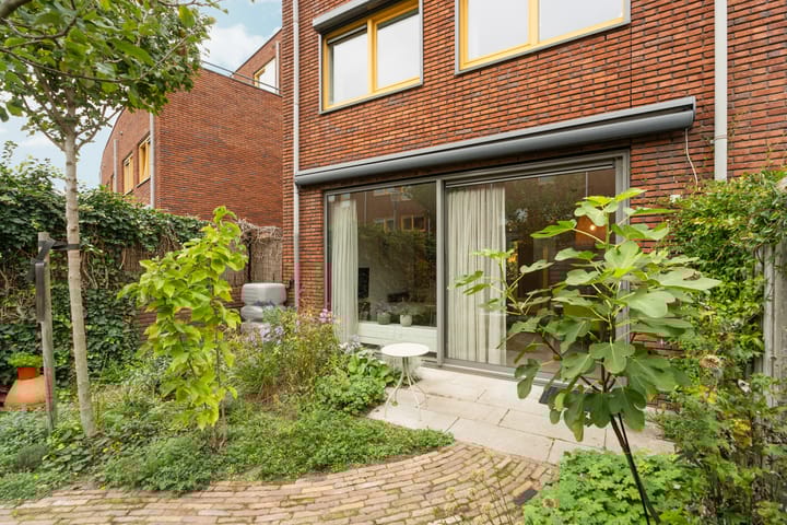 Foto 47 van John Lennonstraat 20