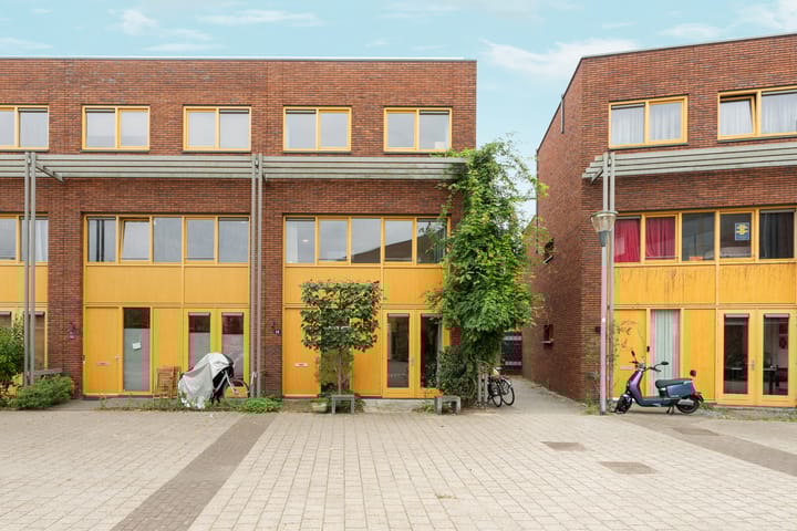 Foto 52 van John Lennonstraat 20