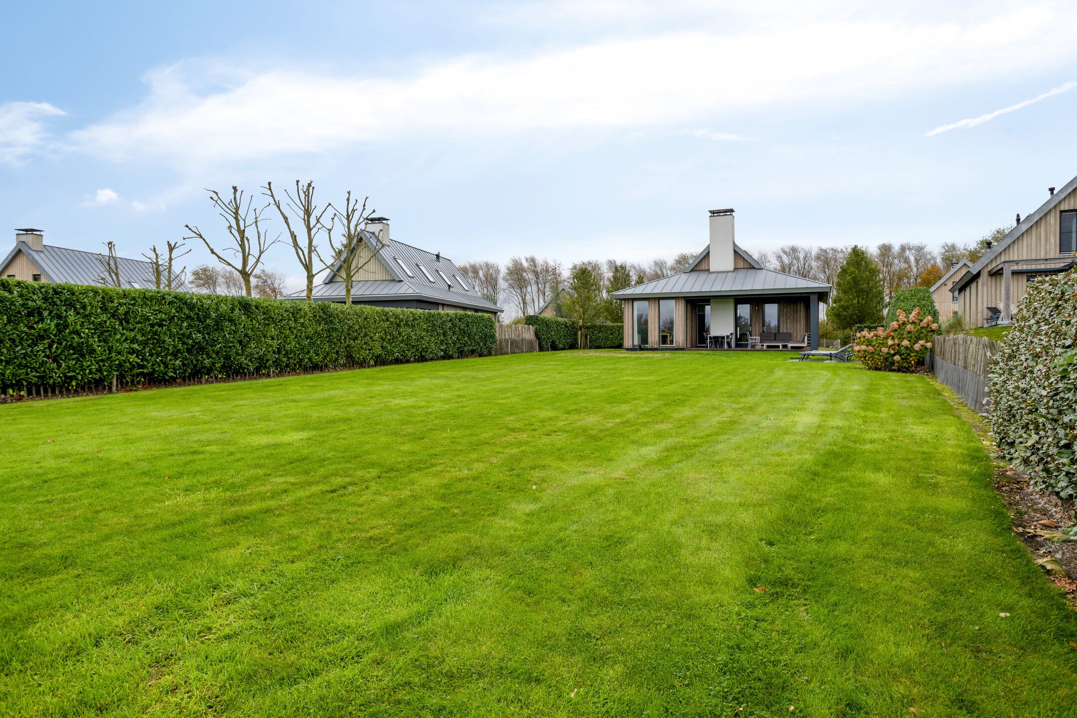2-bedroom freehold villa in Tholen — photo 2 of 5