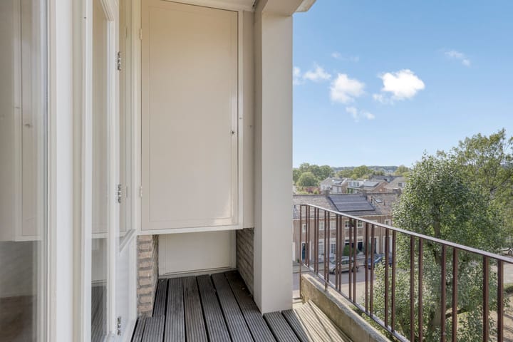 Photo 19 of Pettelaarseweg 71