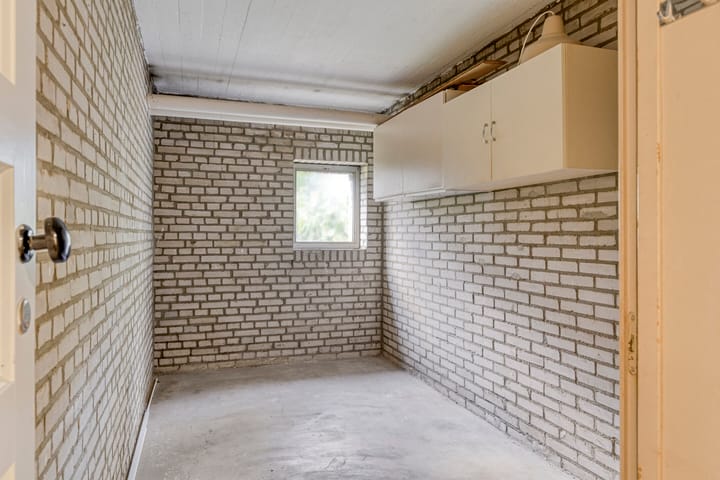 Photo 33 of Pettelaarseweg 71