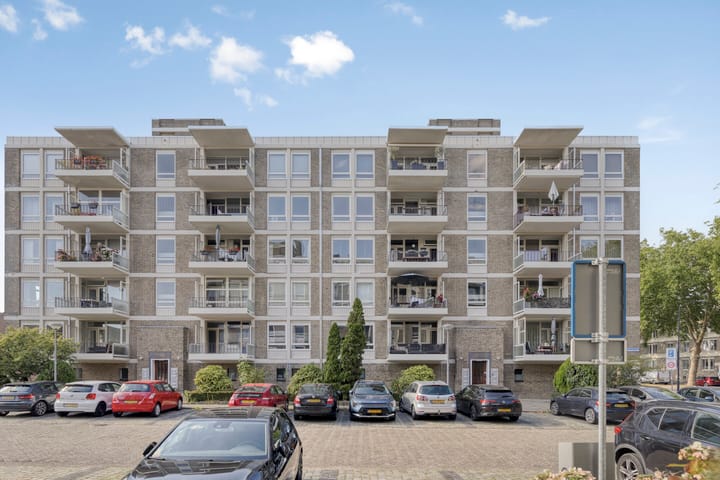 Photo 37 of Pettelaarseweg 71