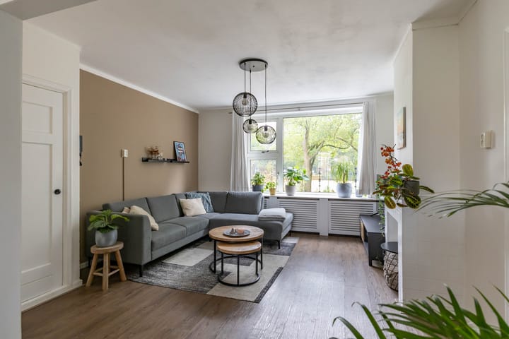 Foto 11 van Pioenstraat 22