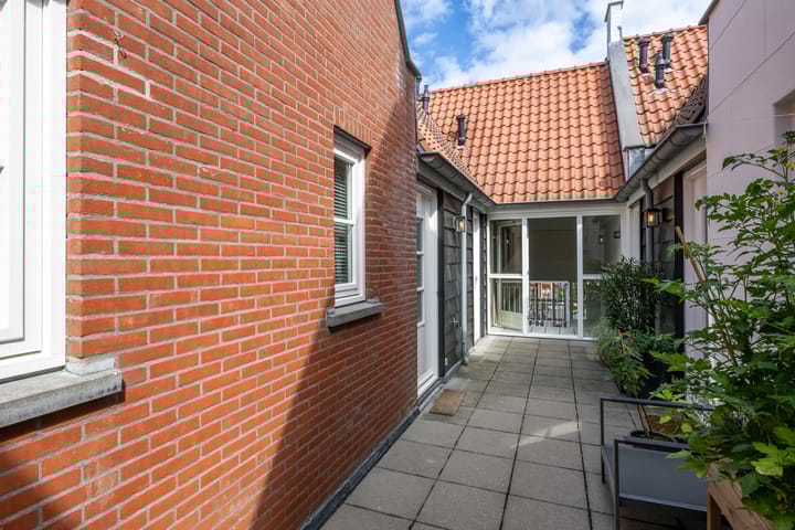 Foto 23 van Dorpstienden 12-B