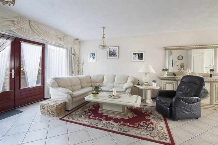 Photo 11 of Kweeklust 15