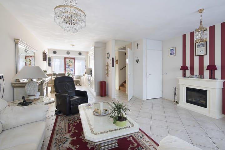 Photo 13 of Kweeklust 15