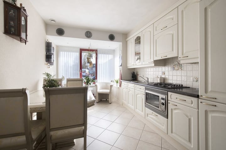 Photo 15 of Kweeklust 15